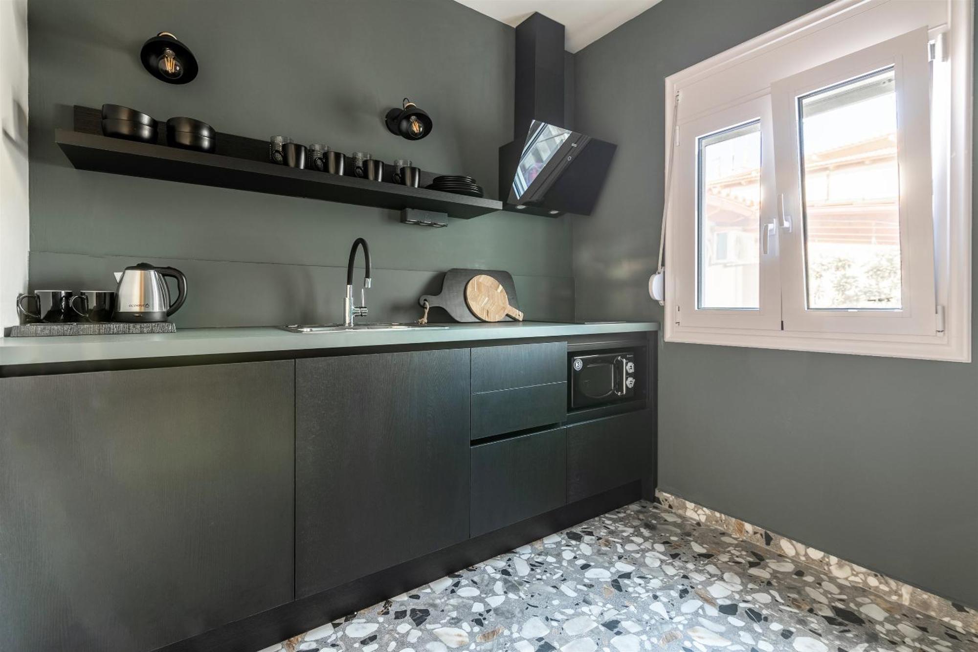 Andrews Luxury Suites Near The Airport Candia Esterno foto